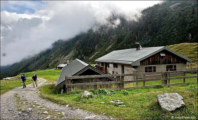 Refúgio la Balme (1.706 m).